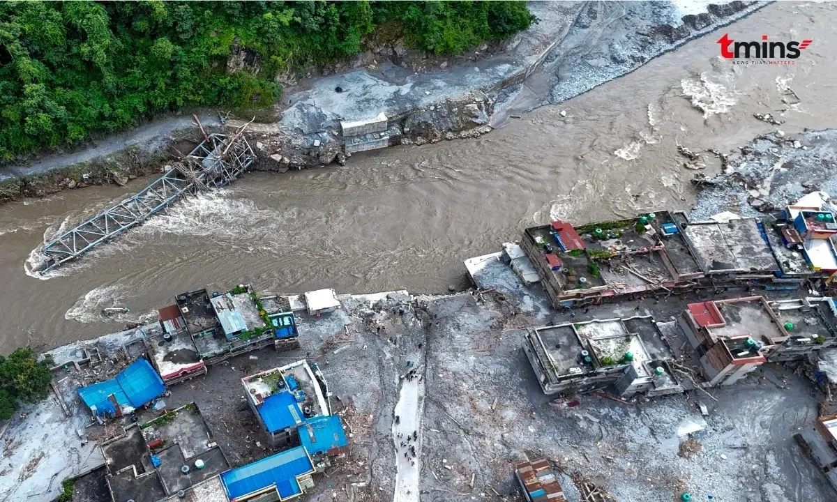 Nepal Flood: 626 मौतें, भारत ने भेजी 10 टन राहत सामग्री