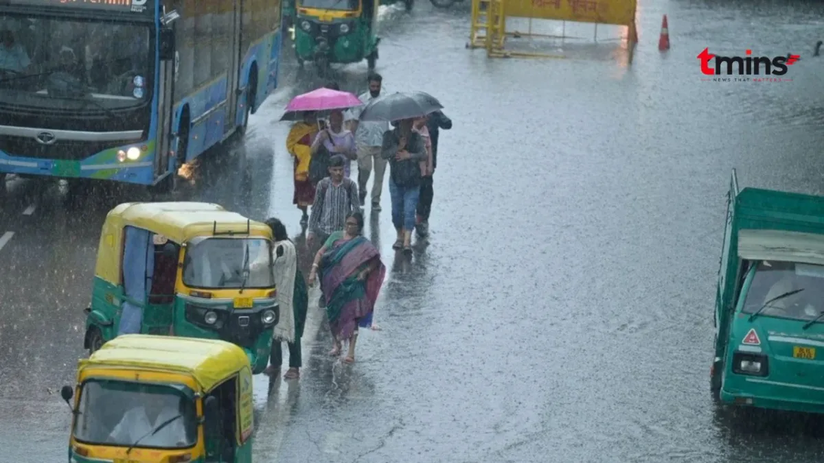Delhi Weather News: अगले 4 घंटे में बारिश और आंधी